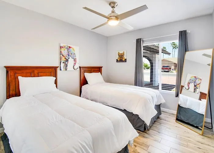 Greenway Villa, Newly Remodeled, Pool, Putting And Patio Phoenix