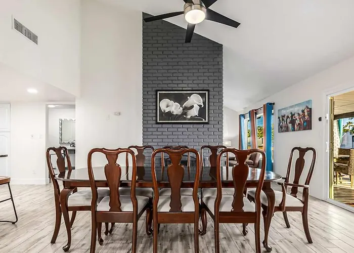 Greenway Villa, Newly Remodeled, Pool, Putting And Patio *
