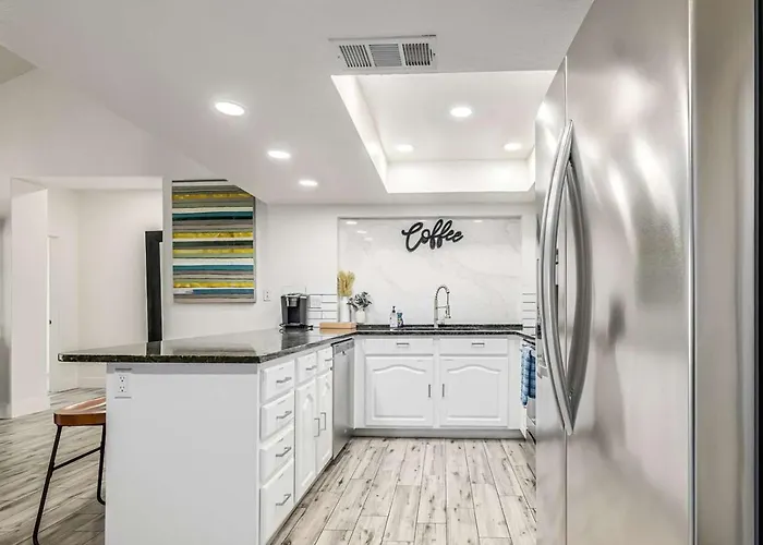 Greenway Villa, Newly Remodeled, Pool, Putting And Patio *
