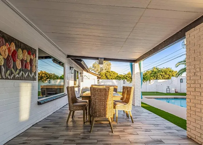Greenway Villa, Newly Remodeled, Pool, Putting And Patio *