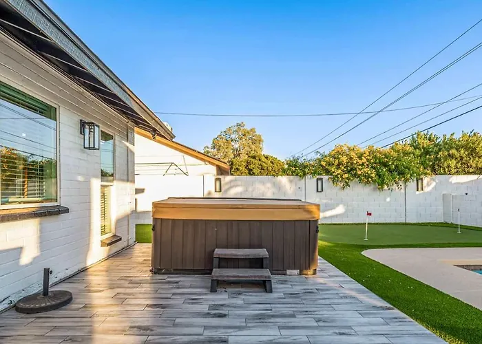 Greenway Villa, Newly Remodeled, Pool, Putting And Patio Phoenix